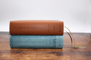 NIV, Journal the Word Bible (Perfect for Note-Taking), Large Print, Leathersoft, Brown, Red Letter, Comfort Print: Reflect, Take Notes, or Create Art Next to Your Favorite Verses