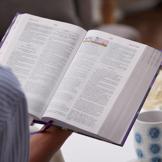 KJV, The Woman's Study Bible, Hardcover, Red Letter, Full-Color Edition, Comfort Print: Receiving God's Truth for Balance, Hope, and Transformation