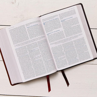 ESV, MacArthur Study Bible, 2nd Edition, Hardcover: Unleashing God's Truth One Verse at a Time